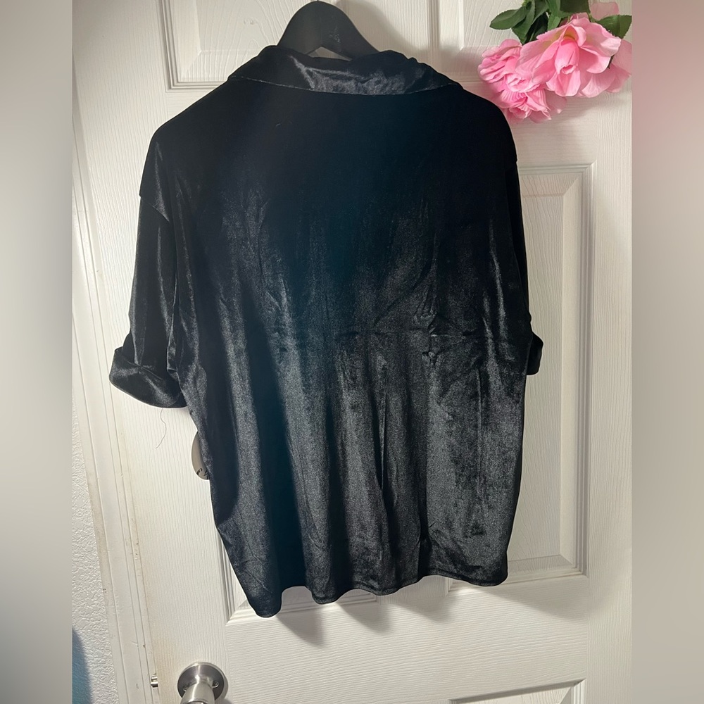 Velvet button down - Picture 2 of 5